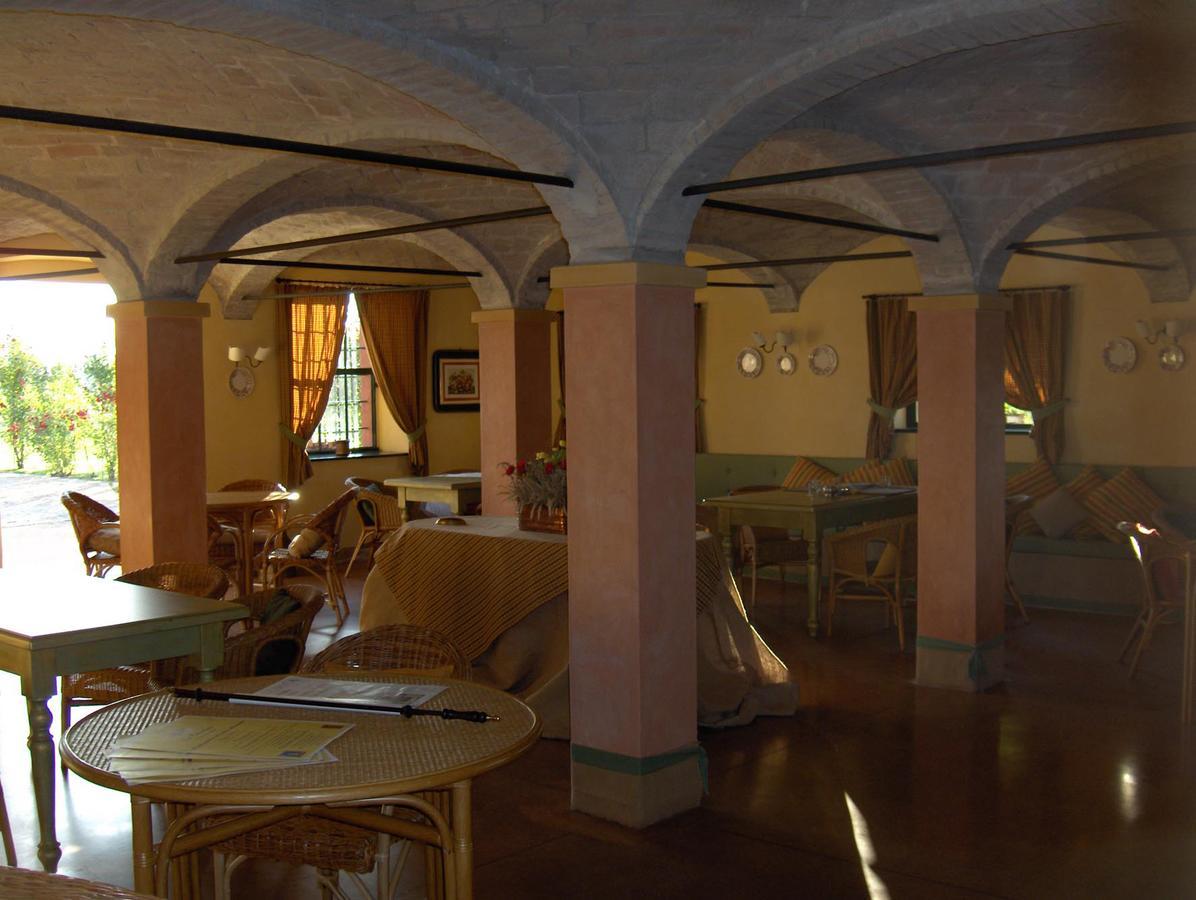 Agriturismo Le Colombaie 부세토 외부 사진