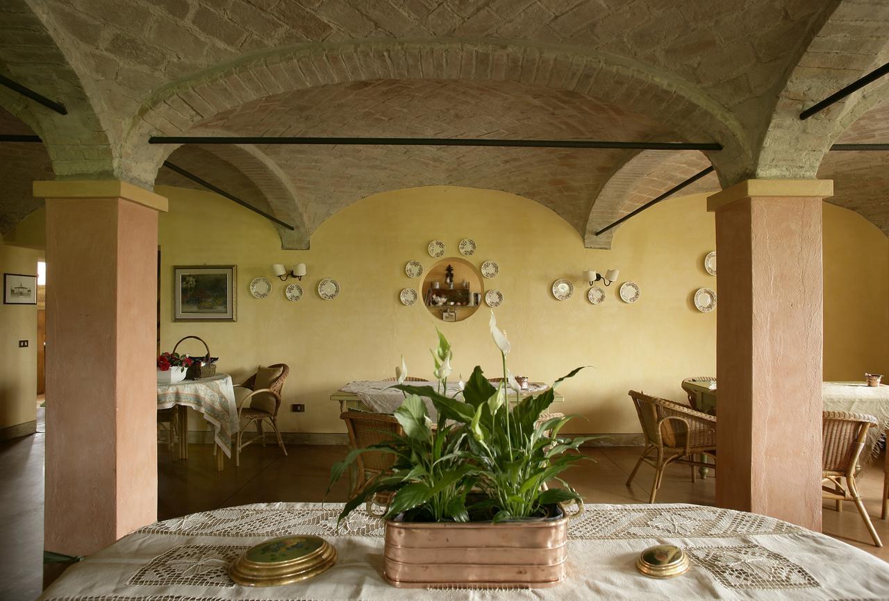 Agriturismo Le Colombaie 부세토 외부 사진