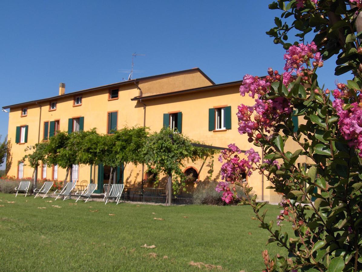 Agriturismo Le Colombaie 부세토 외부 사진
