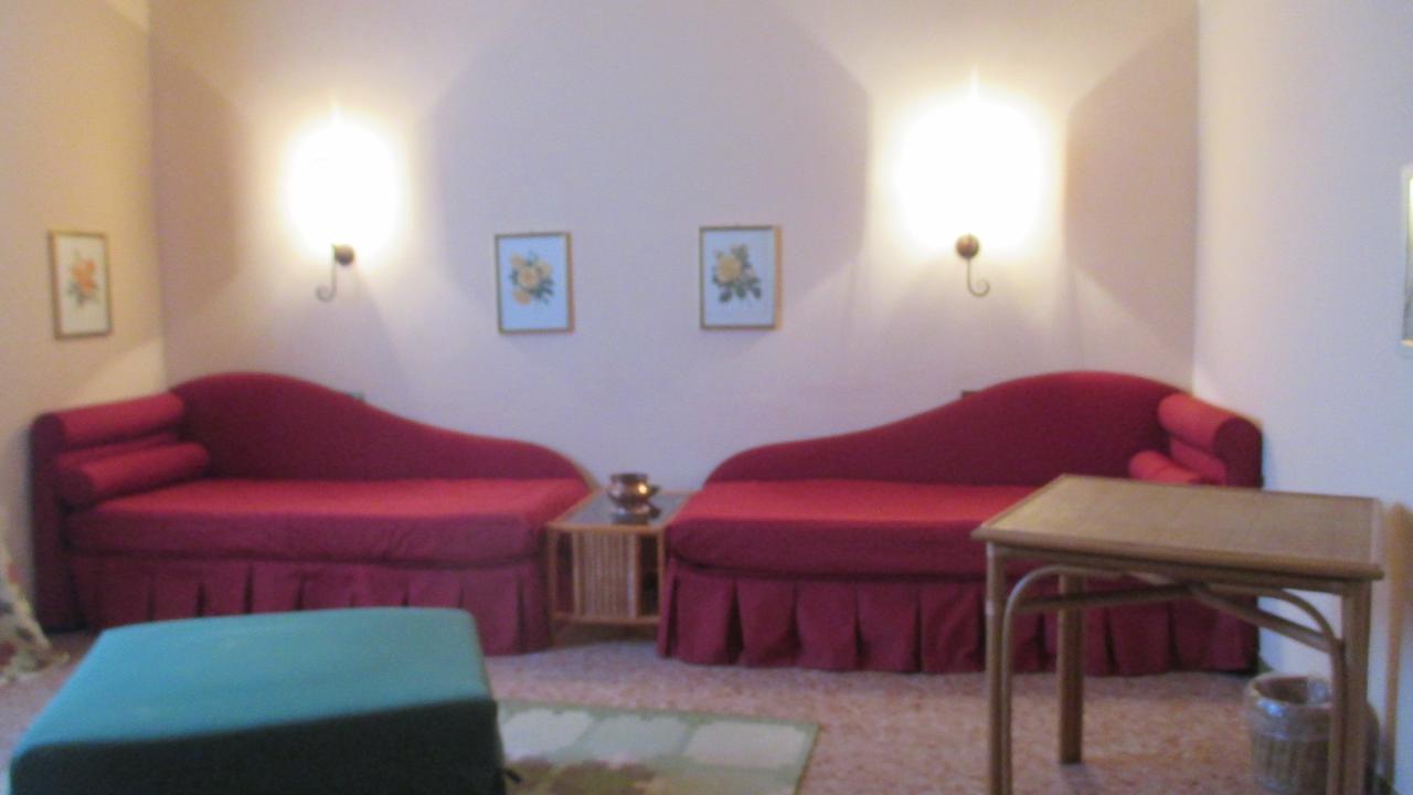 Agriturismo Le Colombaie 부세토 외부 사진