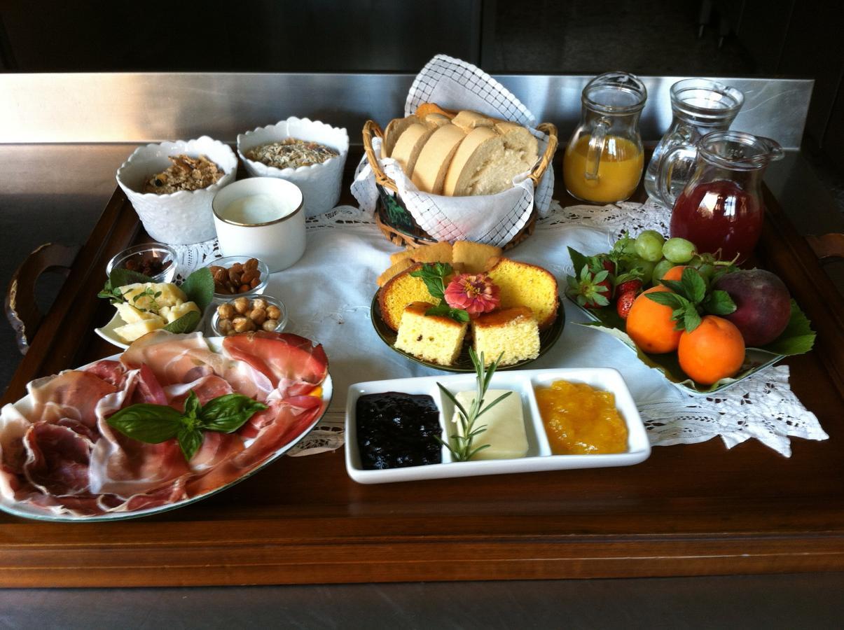 Agriturismo Le Colombaie 부세토 외부 사진